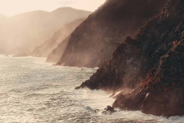 Linea costiera del Mar Mediterraneo — Foto Stock