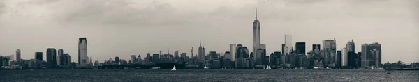 Manhattan centrum horisont — Stockfoto
