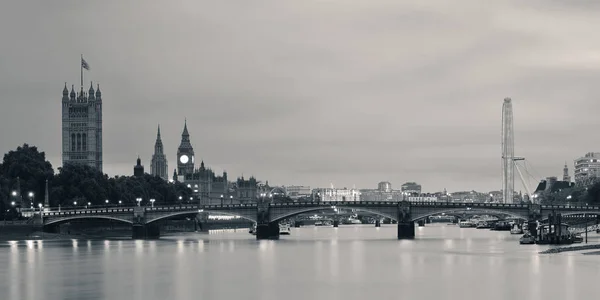 London Eye et Westminster Palace — Photo