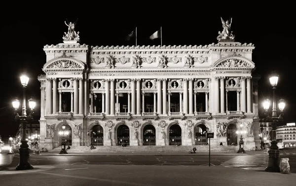 Ópera de París de noche —  Fotos de Stock