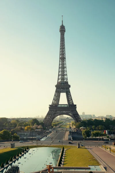 Eiffeltoren in Parijs — Stockfoto