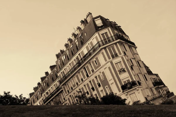 Gebäude im französischen Stil in Paris — Stockfoto