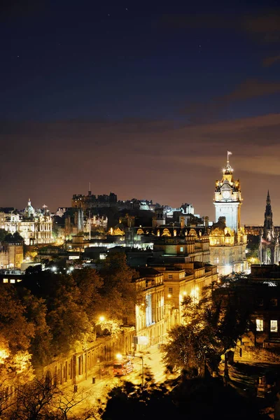 Edinburgh city view på natten — Stockfoto