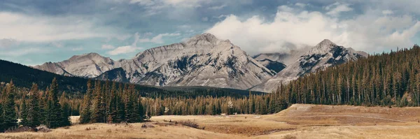 Národní Park Banff v Kanadě — Stock fotografie