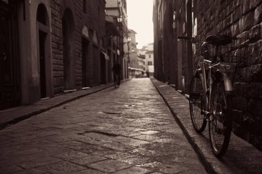 Floransa sokak bisikleti ile