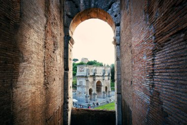 Kemerli Roma Colosseum