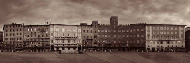Siena 'daki Piazza del Campo Panorama Manzarası