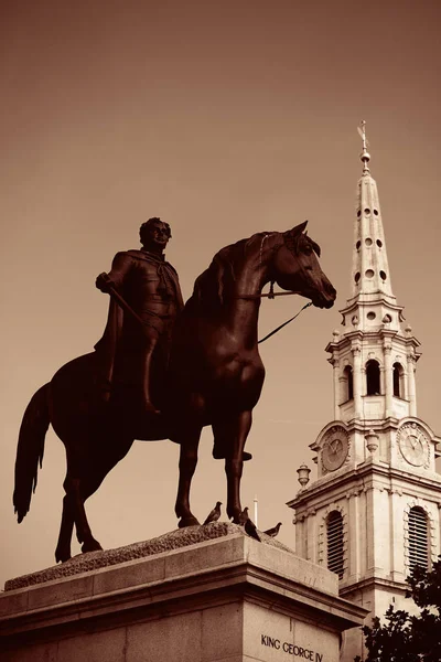 St Martin in de kerk gebied in Trafalgar Square — Stockfoto