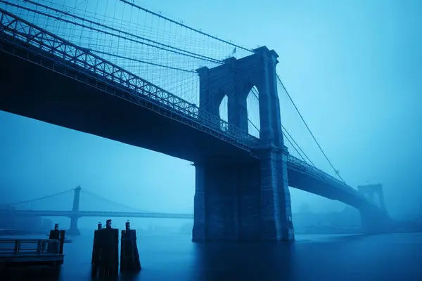 マンハッタンのダウンタウンのブルックリン橋 — ストック写真