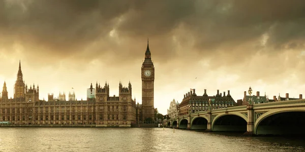 Ház-ból Parlament Londonban — Stock Fotó