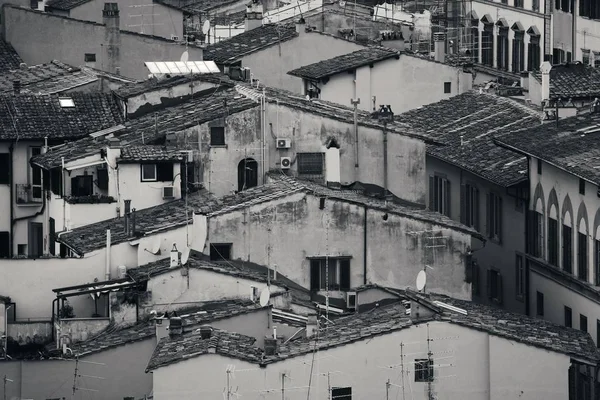 フィレンツェの建物の屋根の古い — ストック写真