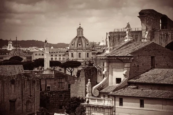 Foro di Roma con rovine — Foto Stock