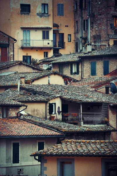 Antiguo edificio de fondo de Siena — Foto de Stock