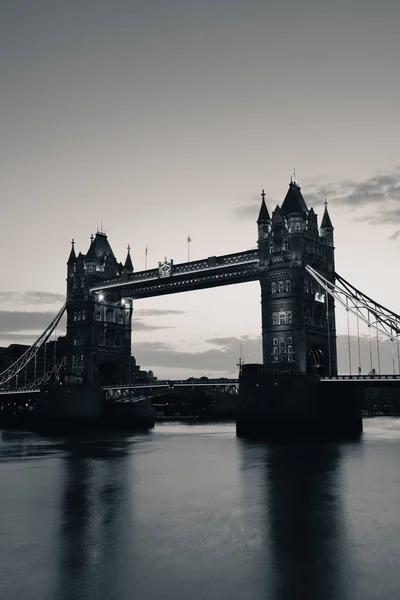 Tower Bridge w Londynie — Zdjęcie stockowe