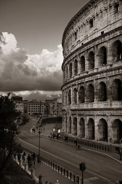 Visa Colosseum i Rom — Stockfoto