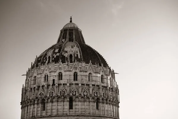Pisa Piazza dei Miracoli — Stockfoto