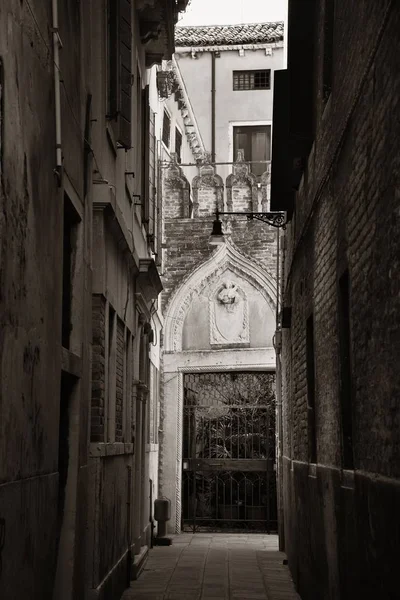 Venetië Alley weergave — Stockfoto