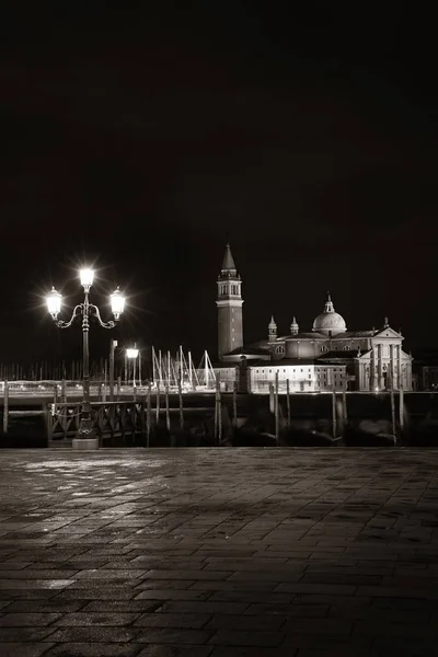 Venezia di notte e la chiesa di San Giorgio Maggiore — Foto Stock