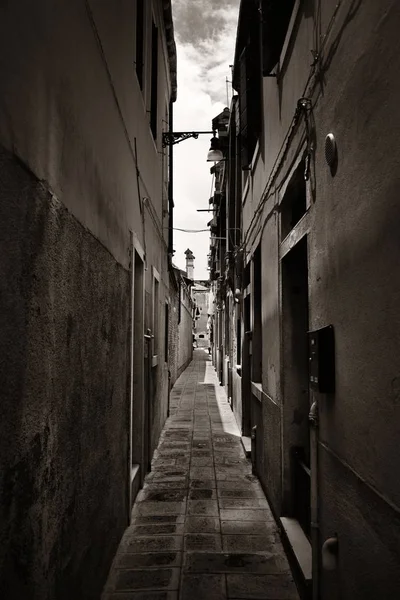 Vista al callejón de Venecia — Foto de Stock