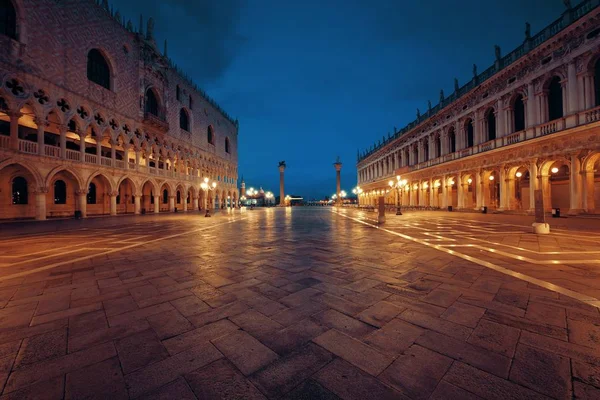 Piazza San Marco nacht — Stockfoto