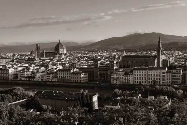 Florence skyline view takterrass med svart och vitt — Stockfoto