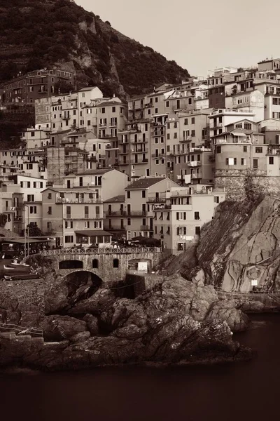 Μαναρόλα σε Cinque Terre μαύρο και άσπρο — Φωτογραφία Αρχείου