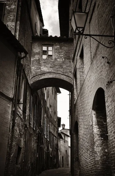 Arco de Siena calle — Foto de Stock