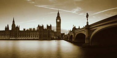 Londra alacakaranlıkta