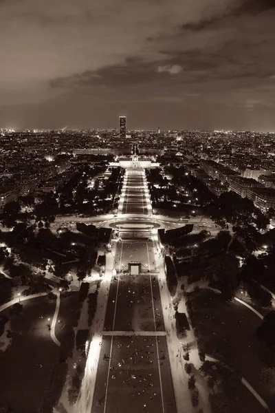 Paris cidade skyline telhado — Fotografia de Stock