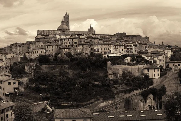 Středověké město s Siena — Stock fotografie