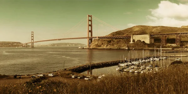 Ponte cancello dorato — Foto Stock