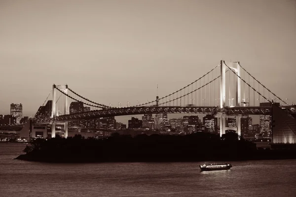 Baia di Tokyo con ponte arcobaleno — Foto Stock