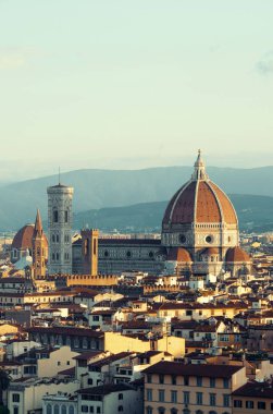 İtalyan tarzı eski binalar