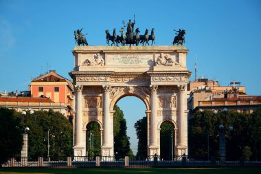 Arch barış Milan