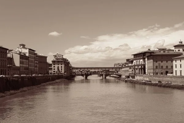 Florens ponte vecchio — Stockfoto