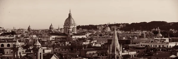 Roma vista para o telhado — Fotografia de Stock