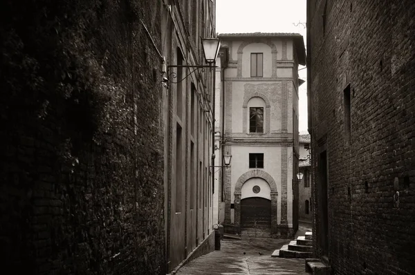 Siena vista de rua — Fotografia de Stock