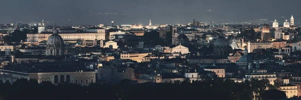 Rom på taket panorama — Stockfoto