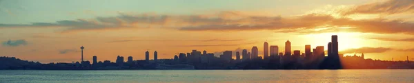 西雅图日出天际线 — 图库照片