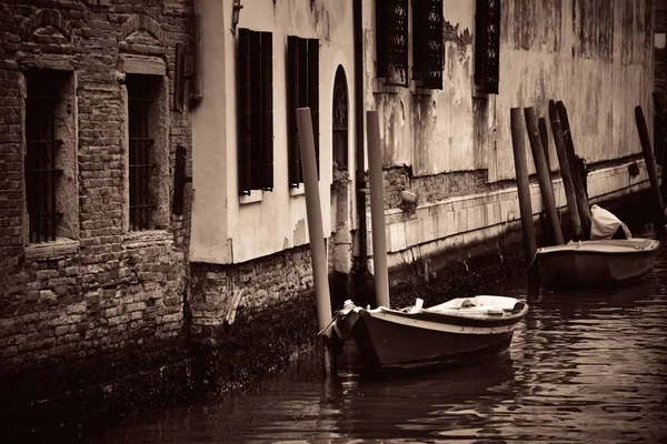 Парк лодок в Венеции — стоковое фото