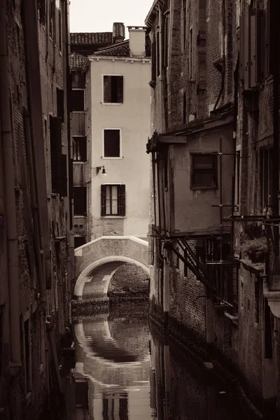 Venice canal view — Stockfoto