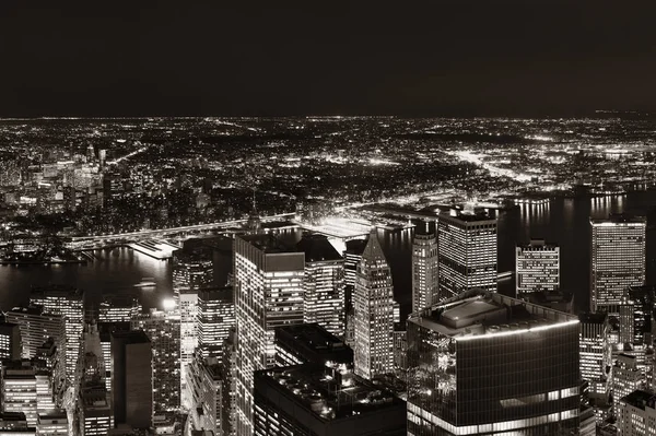 夜にダウンタウン ニューヨーク — ストック写真
