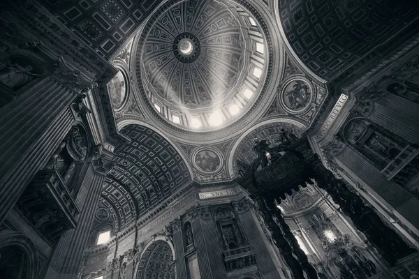 Saint Peters bazilika belső — Stock Fotó