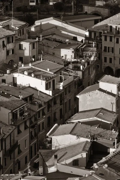 Edifici di Strada a Vernazza — Foto Stock