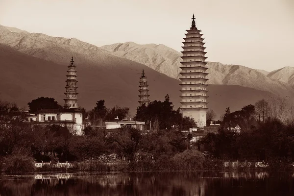 Starożytnych pagoda w mieście Dali — Zdjęcie stockowe