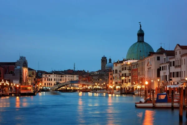 Vista al canal de Venecia — Foto de Stock