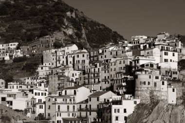 Manarola Cinque Terre binalarda ile