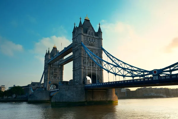 Tower Bridge in London. — Stockfoto
