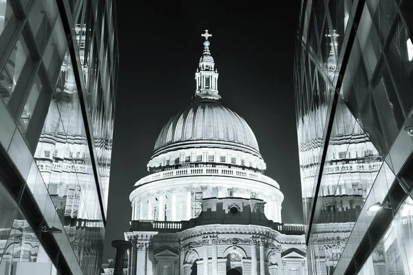 聖パウルス大聖堂 — ストック写真