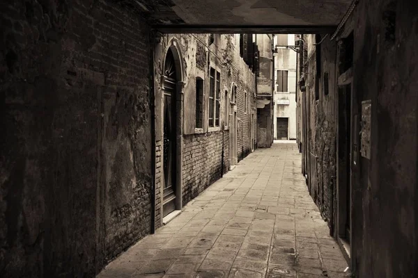 Callejón de Venecia, Italia . — Foto de Stock